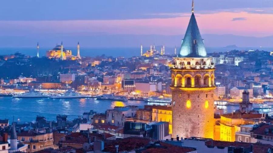 دورخیز استانبول برای ۲۰ میلیون گردشگر